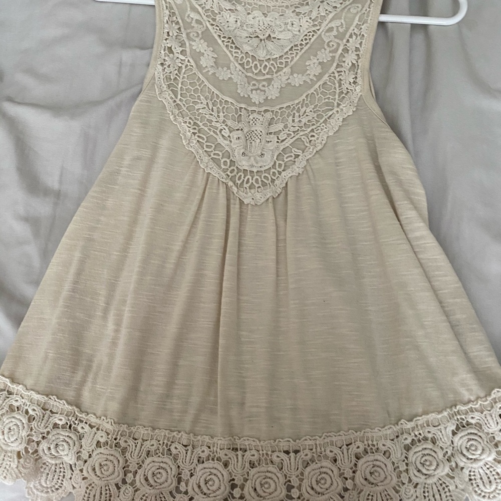 Cream detailed high neck tank